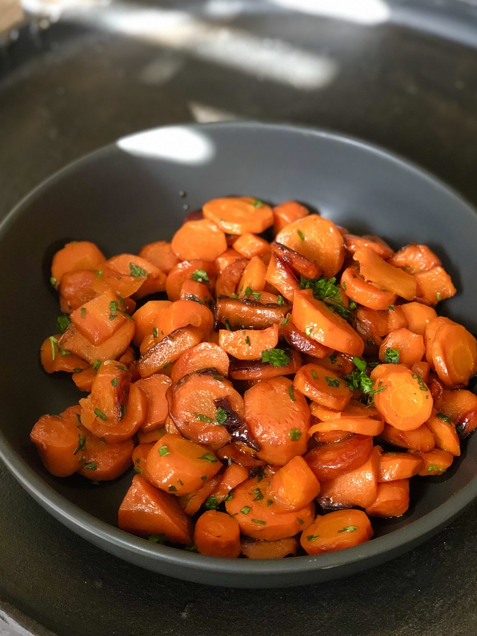 Carrots stewed in butter and honey - Taste of Beirut